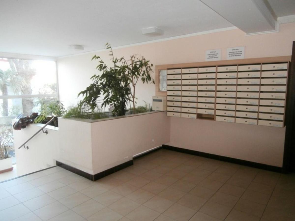 Joli Studio En Centre-Ville Avec Parking, Animaux Admis - Fr-1-2-304 Hendaye Eksteriør bilde